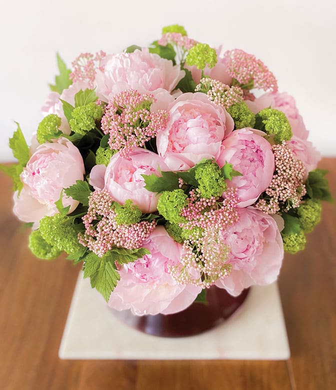 bouquet de fleurs roses composé de pivoines